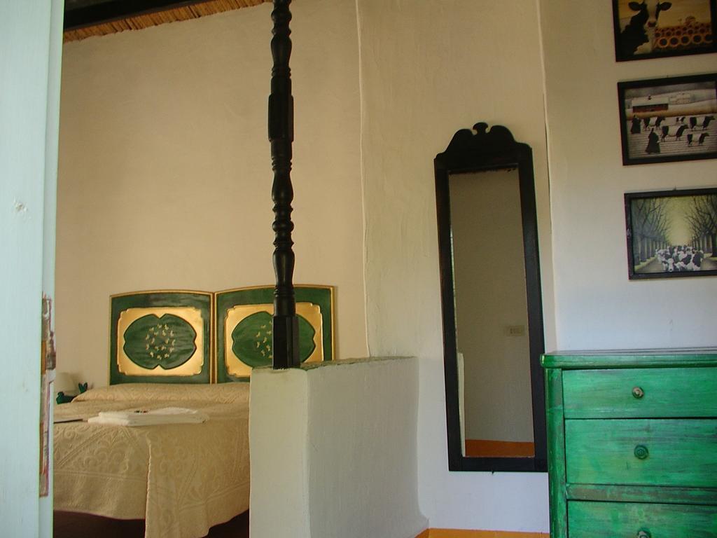 Ca' La Somara Hotel San Pantaleo Room photo